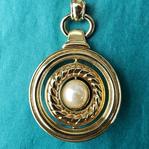 2/25$ Vintage Kenneth Jay Lane rotating reversible pendant - Picture 3 of 3
